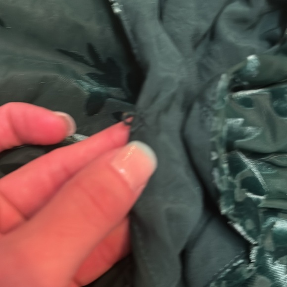 Draper James Velvet Burnout Wrap Dress M NWOT - Picture 16 of 16